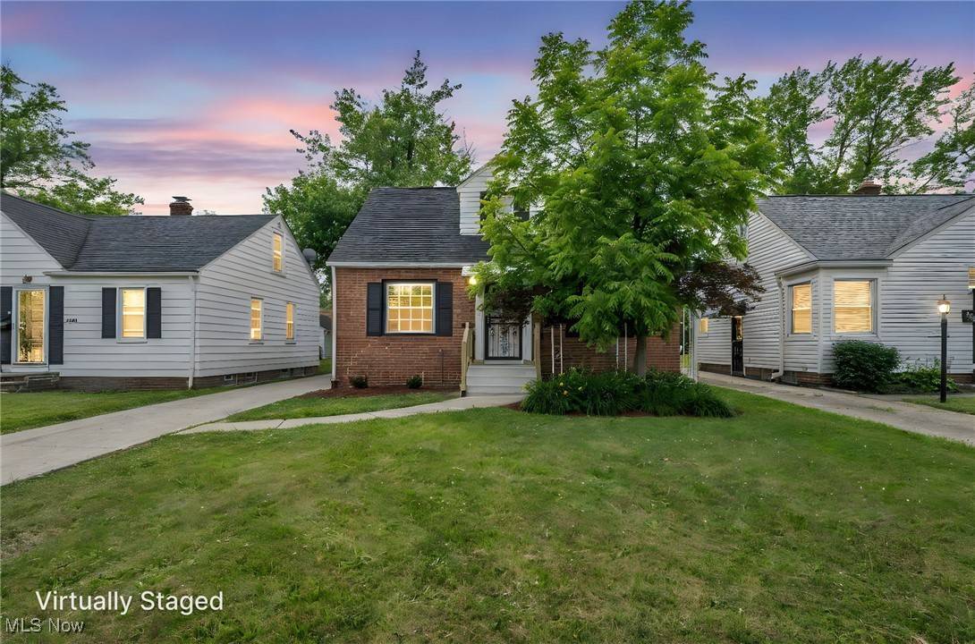 Warrensville Heights, OH 44128,4396 Parkton DR