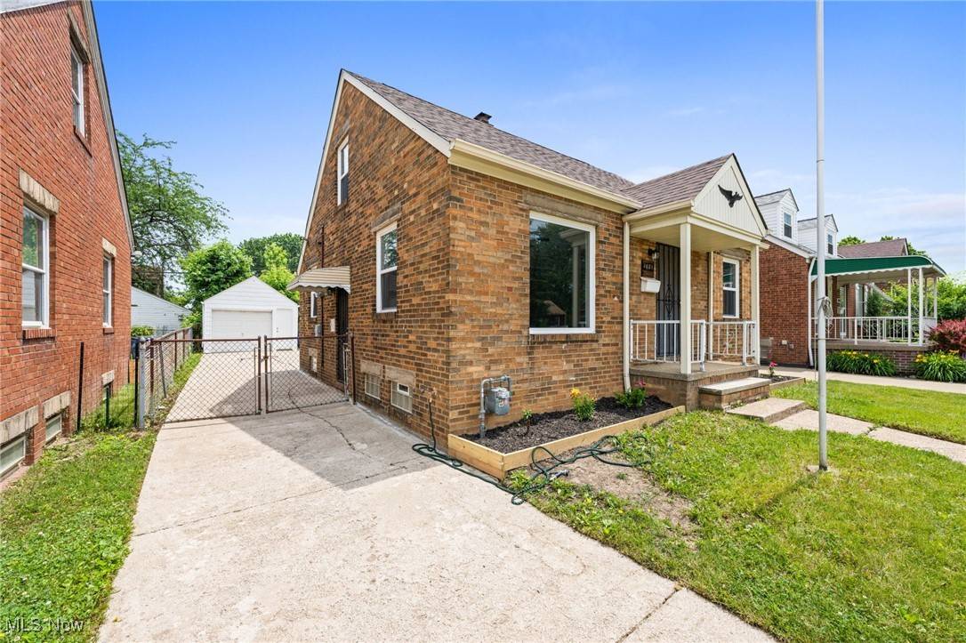 Cleveland, OH 44135,4651 W 150th ST