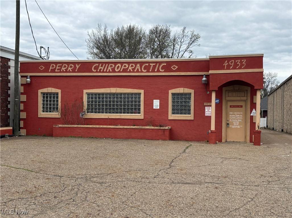 Canton, OH 44708,4933 Tuscarawas ST W