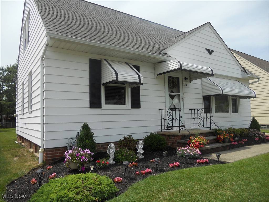 Willowick, OH 44095,374 Clarmont RD