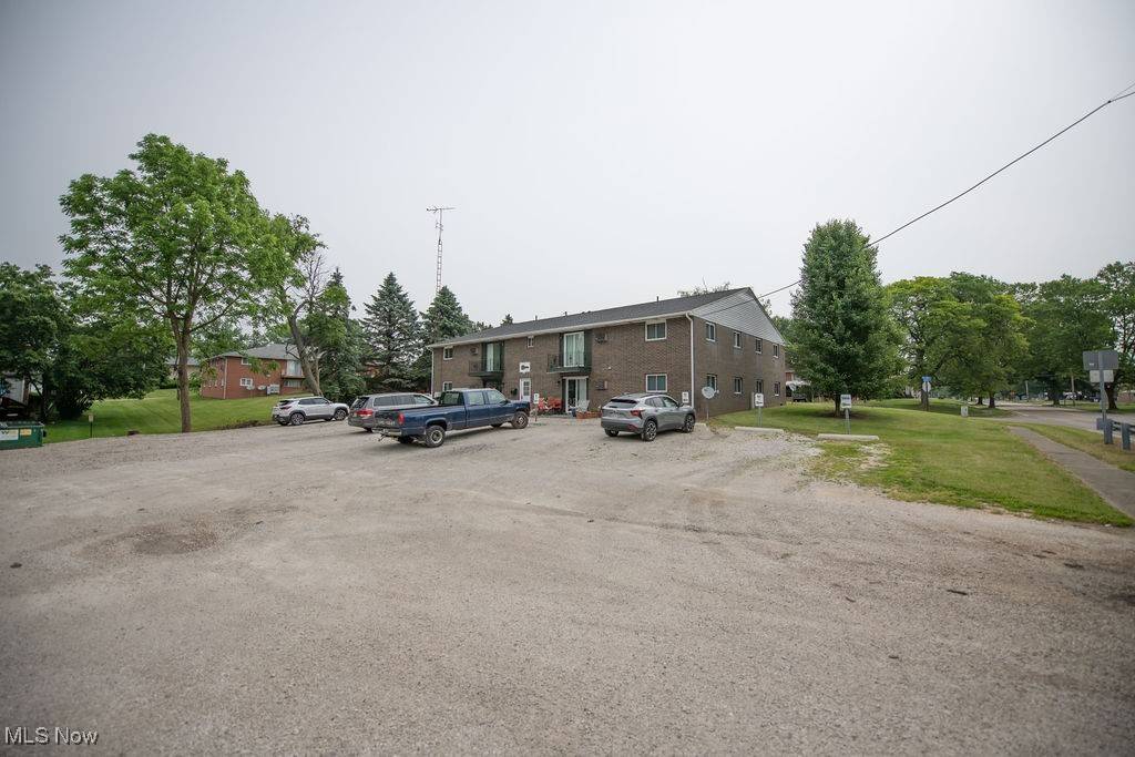 Louisville, OH 44641,1005 Johnson ST