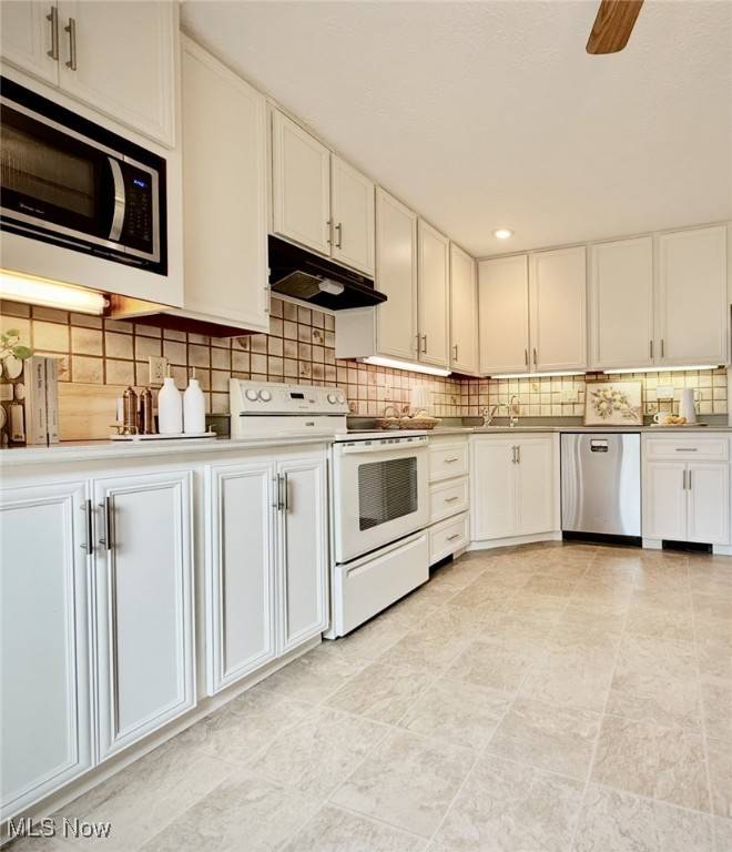 Strongsville, OH 44149,21520 Oak Bark TRL