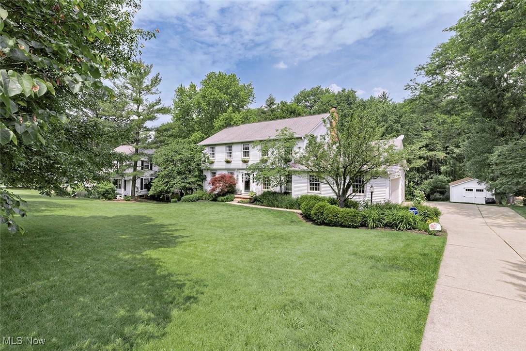 Chagrin Falls, OH 44022,75 Kenton RD