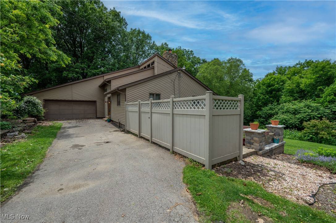 New Waterford, OH 44445,3355 Waterford RD
