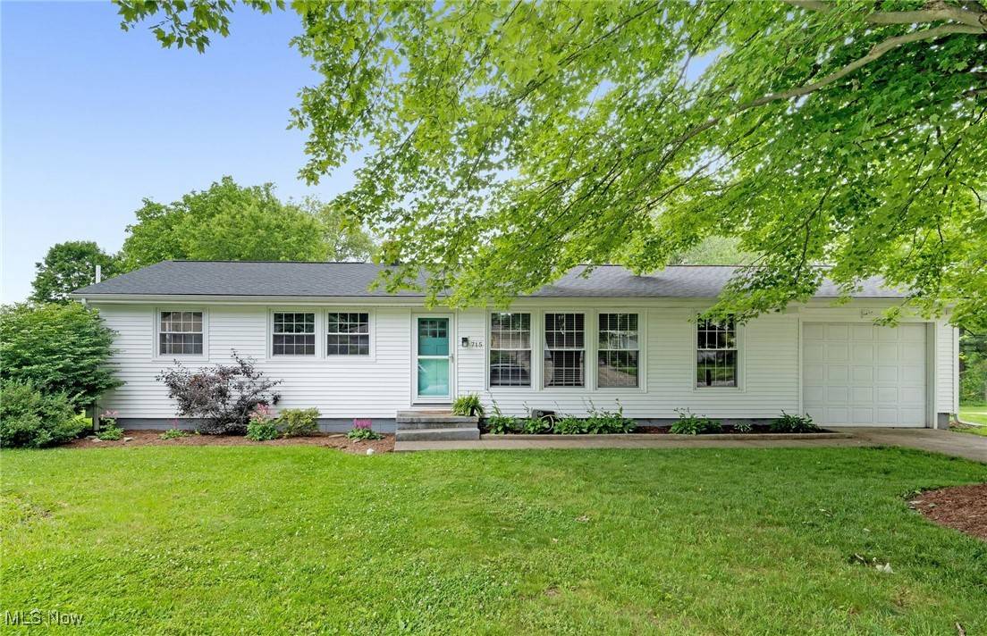 North Canton, OH 44720,715 Circle Hill RD SE