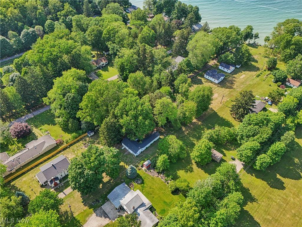 Madison, OH 44057,5465 Chapel RD