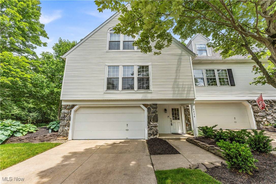 Brecksville, OH 44141,6838 Chaffee CT