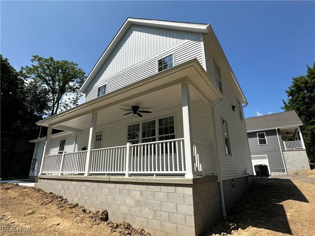Youngstown, OH 44502,1008 Cliff View ST