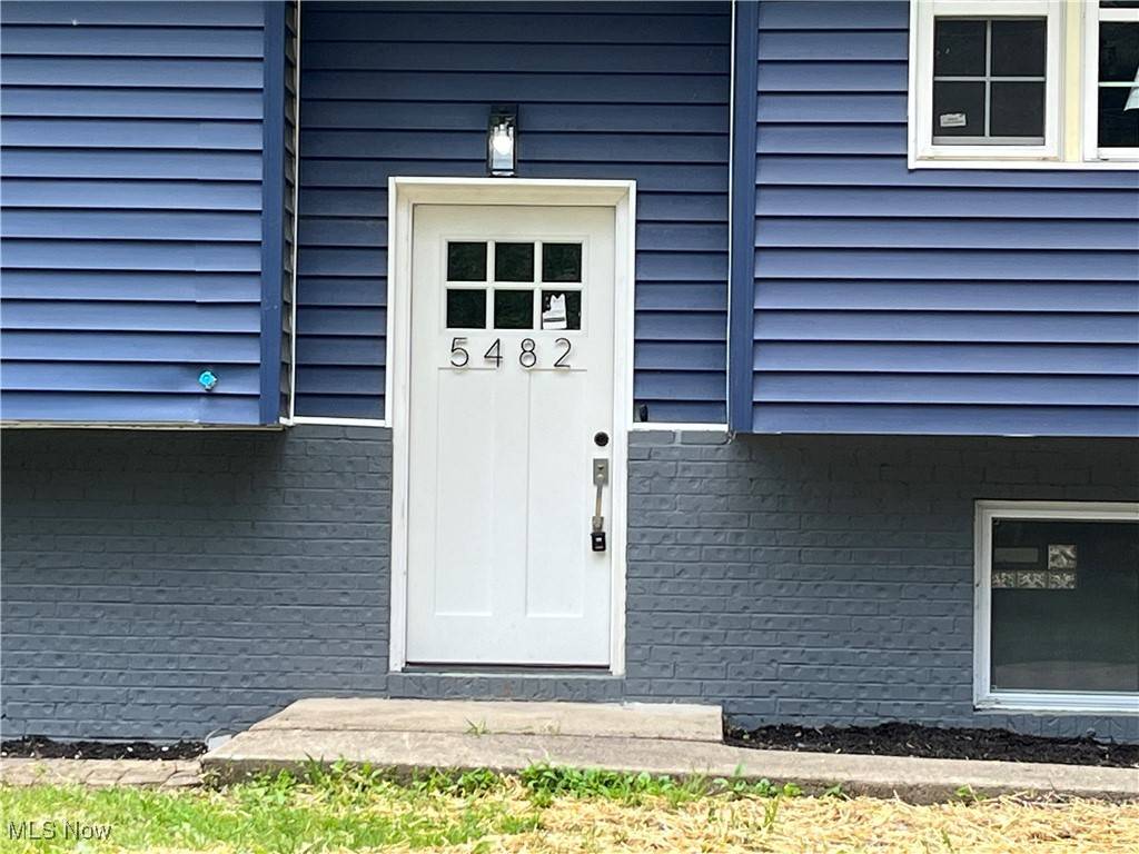 North Ridgeville, OH 44039,5482 Pleasant ST