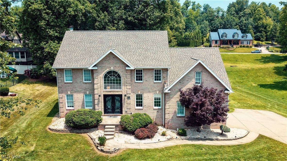 Vienna, WV 26105,5123 Glenbrook DR
