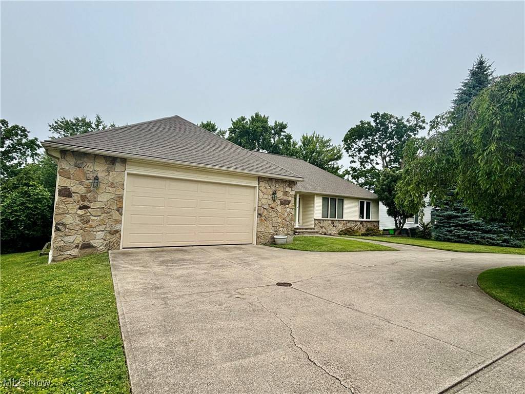 Wickliffe, OH 44092,29123 Ridge RD