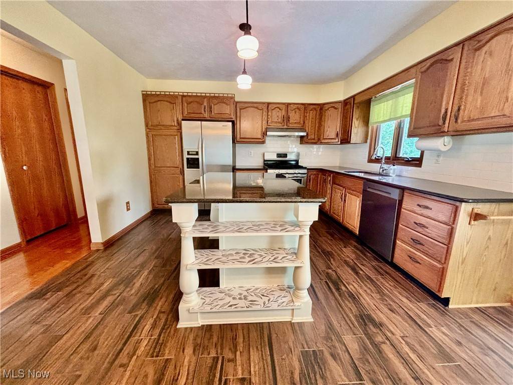 Wickliffe, OH 44092,29123 Ridge RD