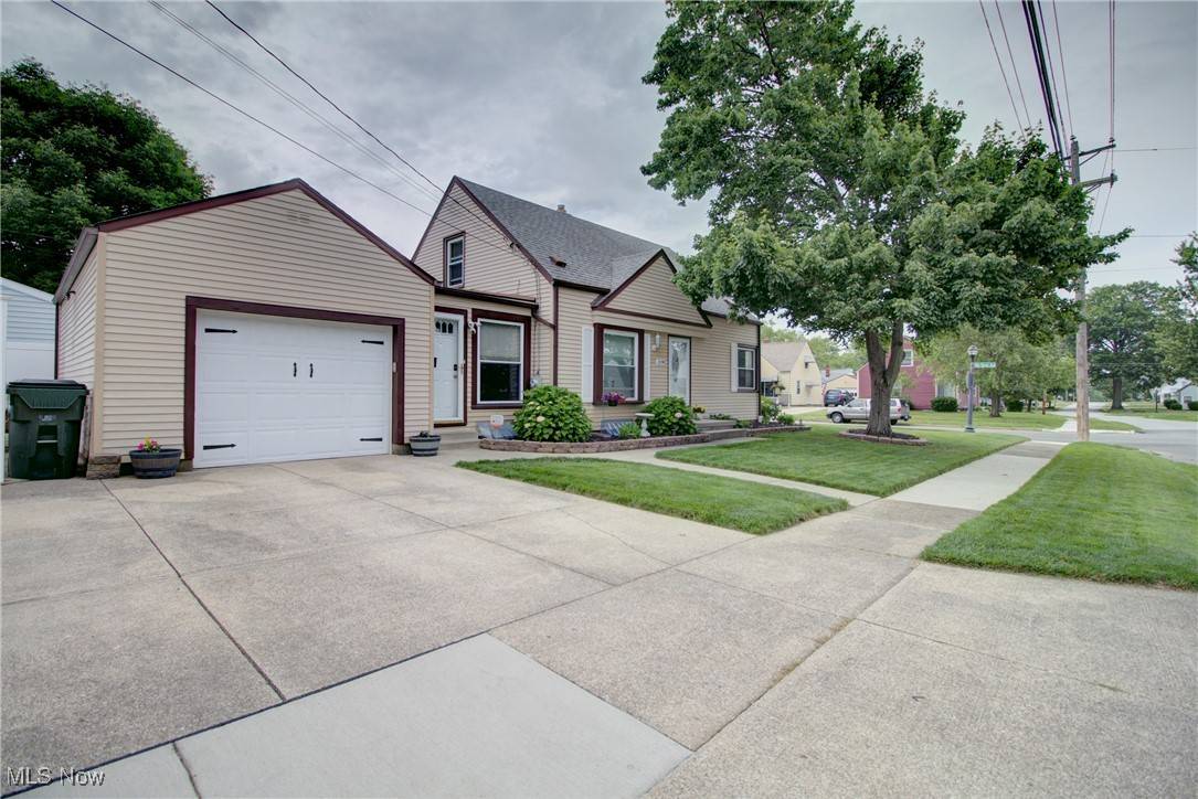 Cuyahoga Falls, OH 44221,3190 Wilson ST
