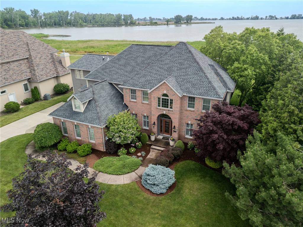 Sandusky, OH 44870,854 Crosstree LN
