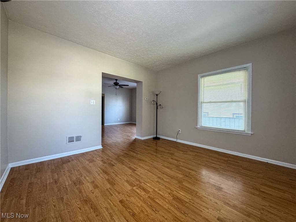 Struthers, OH 44471,101 Ridgeway ST