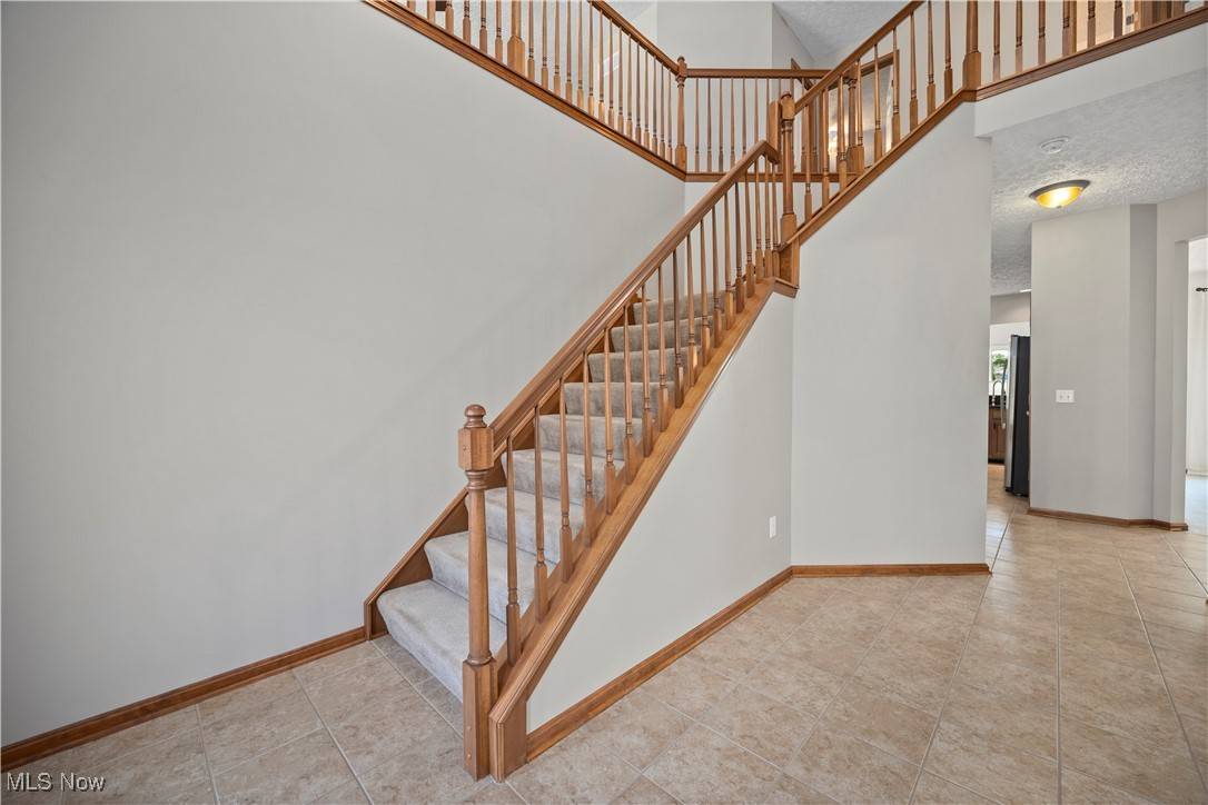 North Ridgeville, OH 44039,38011 Woodsledge DR
