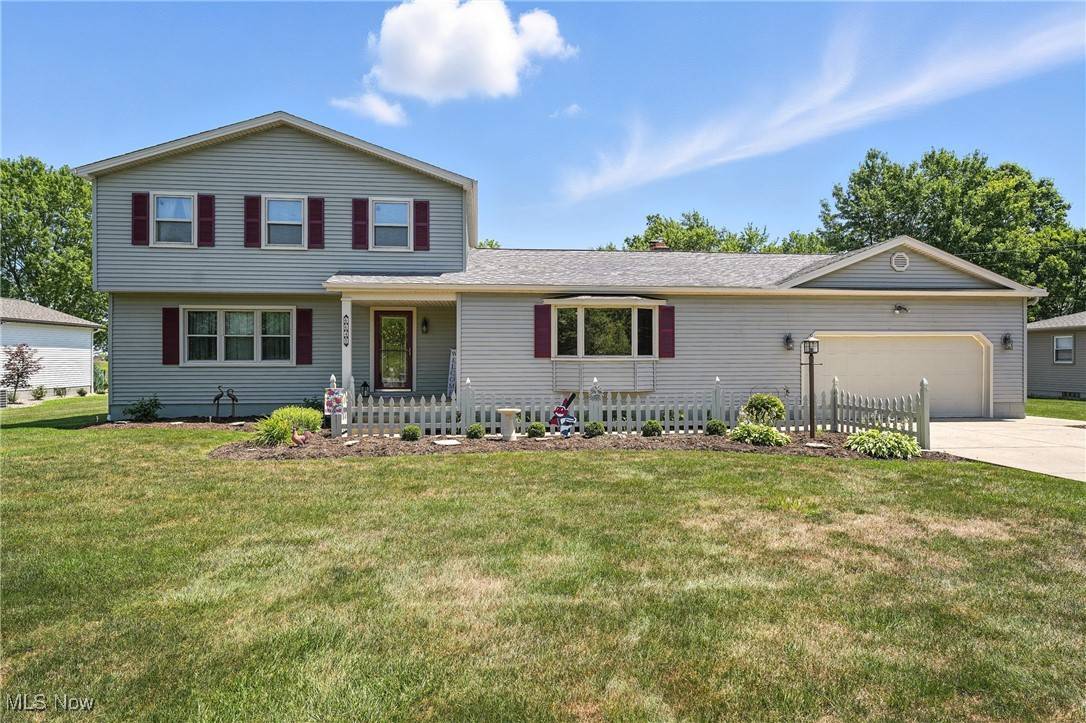 Canfield, OH 44406,6645 Summit RD