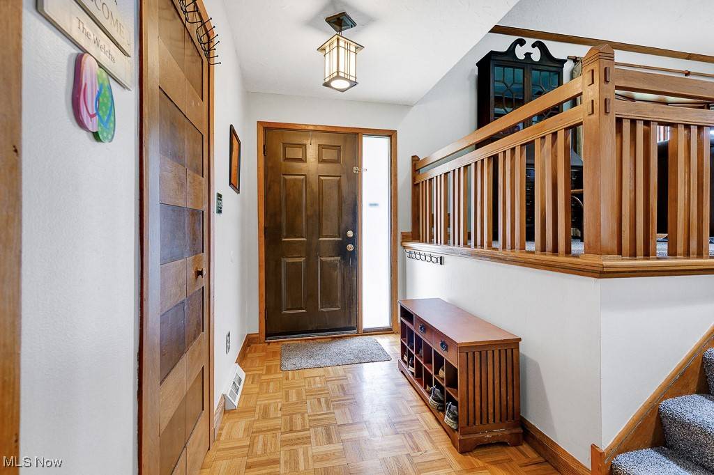 Parma, OH 44134,2305 Jacqueline DR
