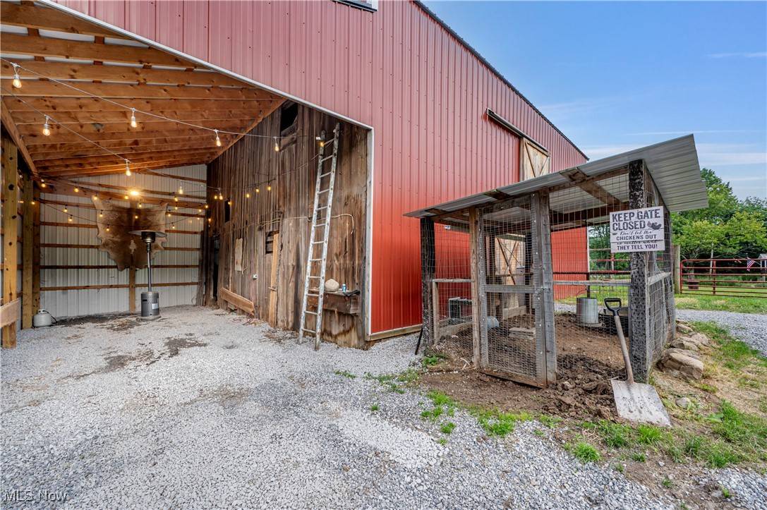 New Springfield, OH 44443,12358 Harmon RD
