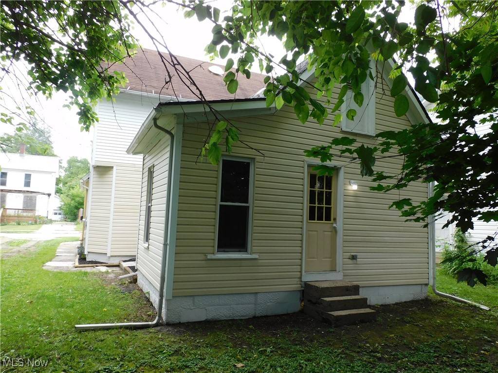 Conneaut, OH 44030,462 Monroe ST