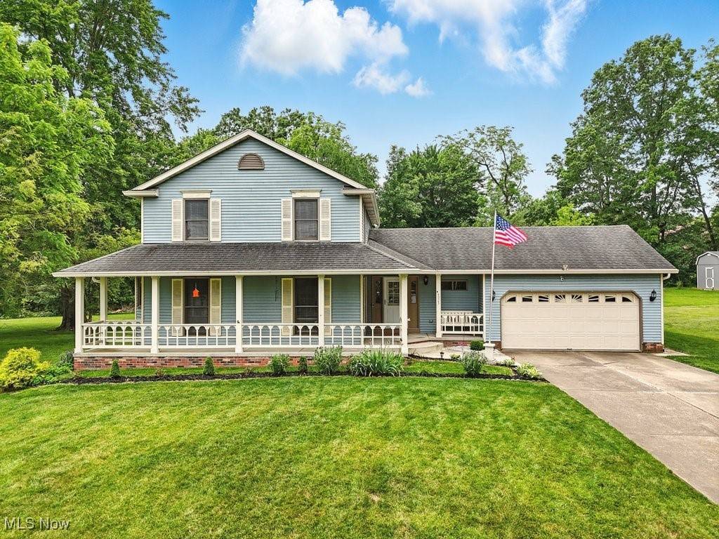 Stow, OH 44224,4923 Heights DR