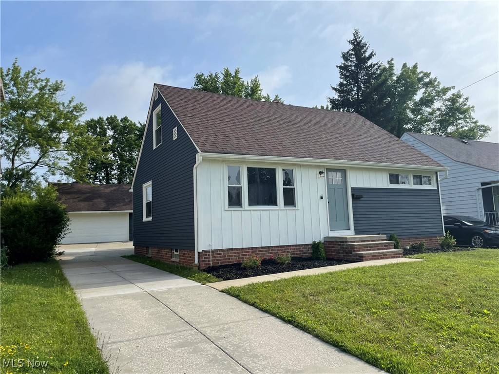 Maple Heights, OH 44137,16005 Walvern BLVD