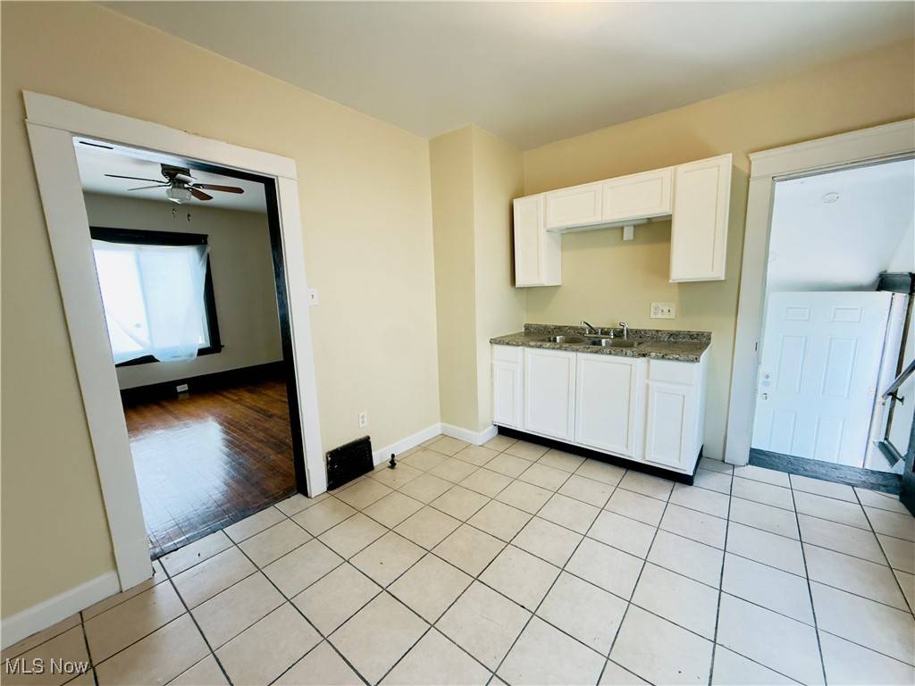 Cleveland, OH 44120,3386 E 134th ST