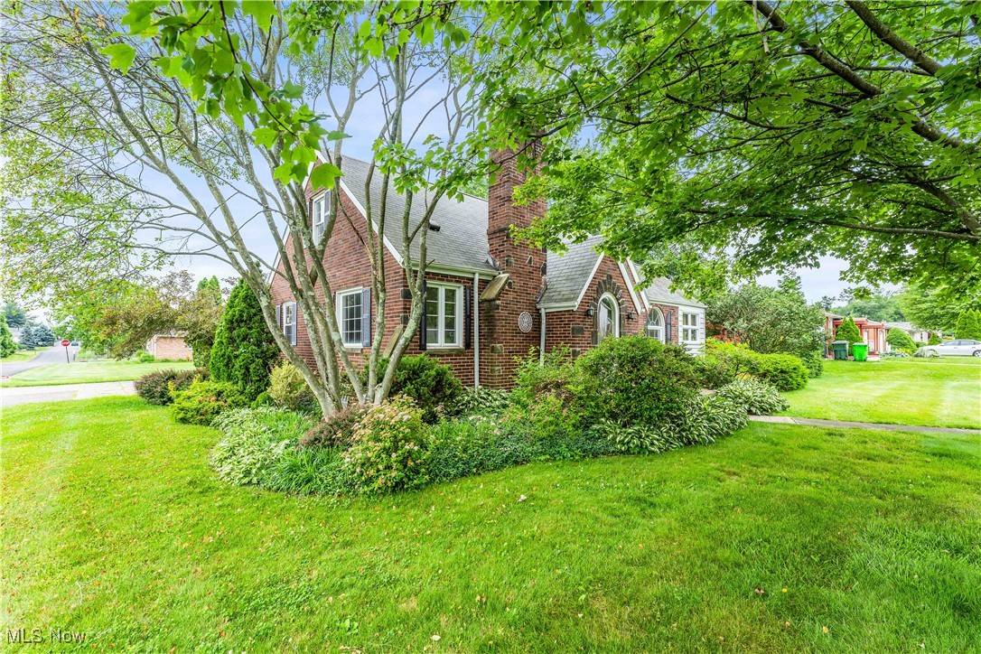 Canton, OH 44714,1428 35th ST NE