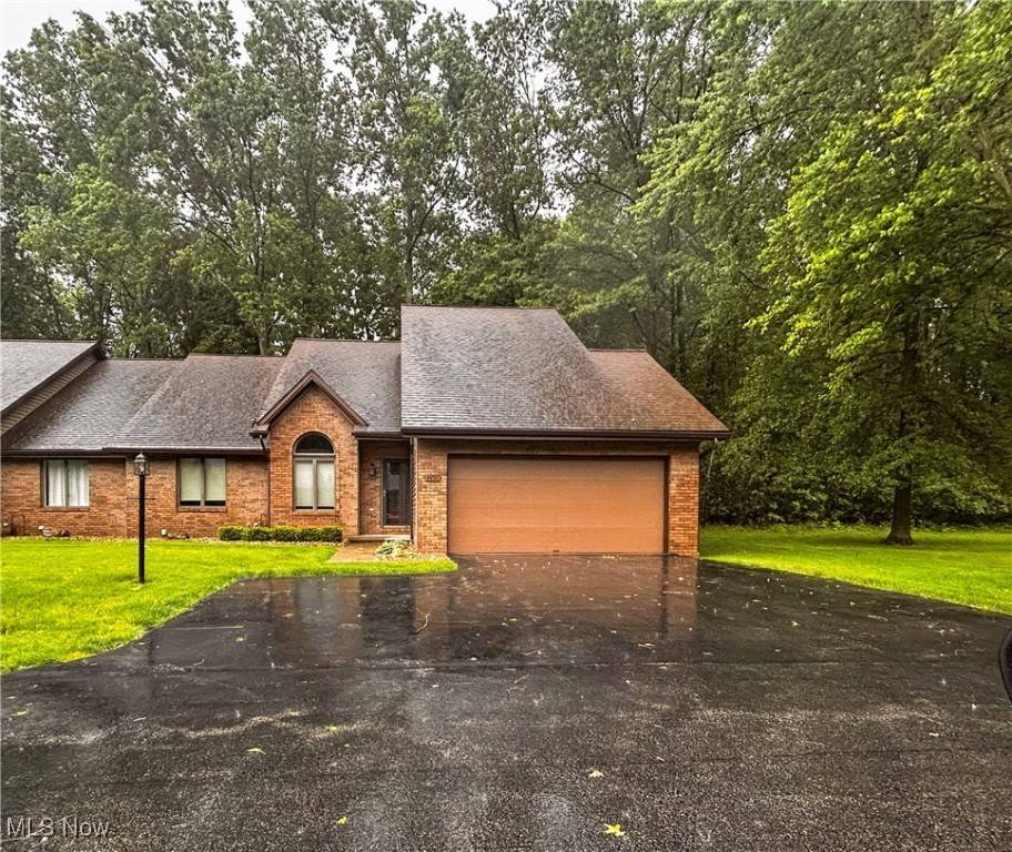 Warren, OH 44484,4454 Willow Creek DR SE