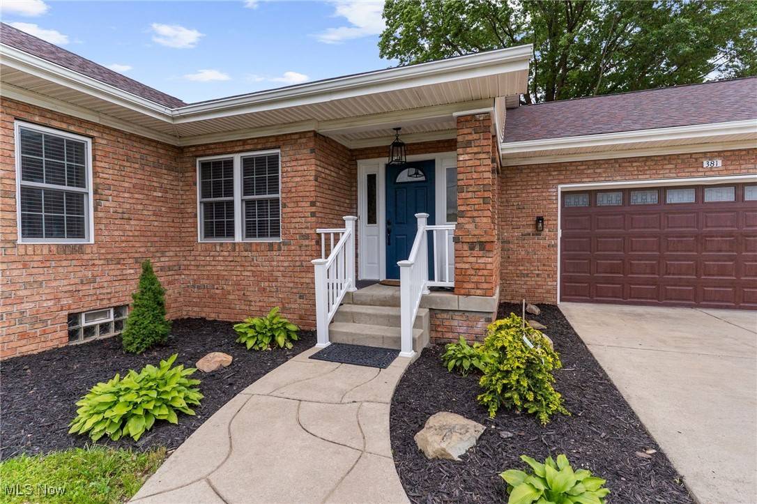 Hubbard, OH 44425,381 Lauretta LN