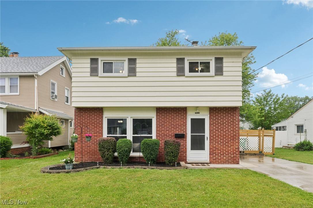 Willowick, OH 44095,30221 Harrison ST