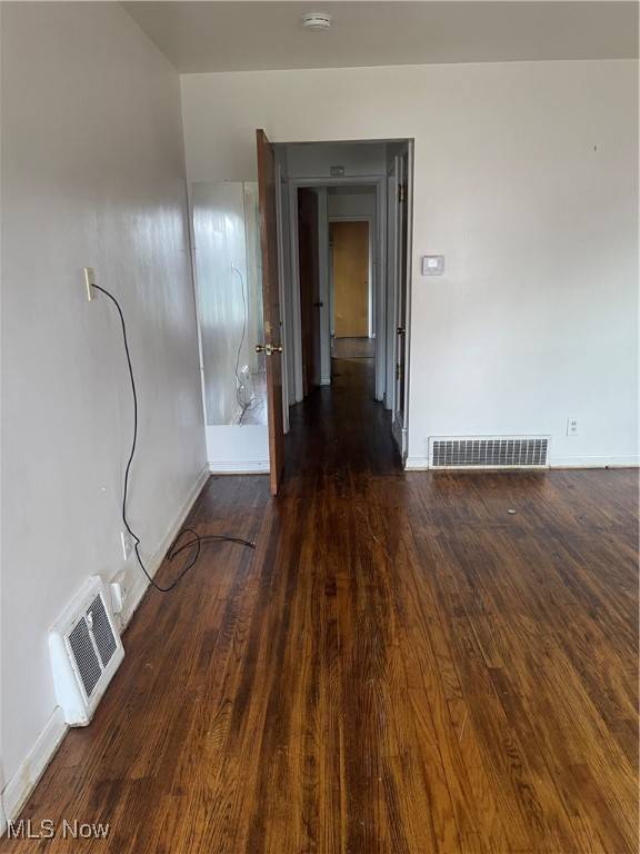 Akron, OH 44314,825 Silvercrest AVE