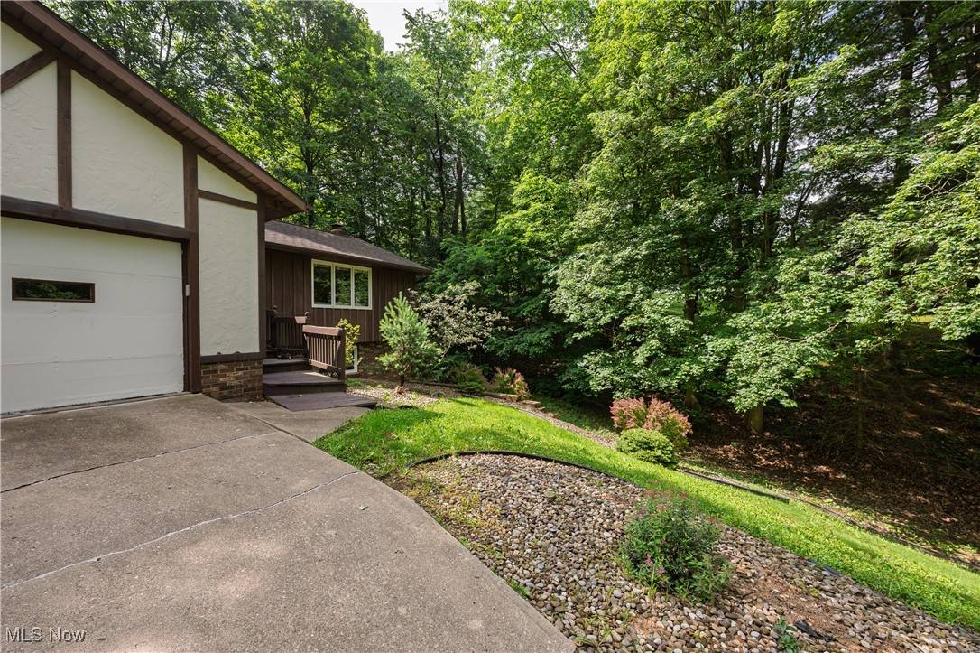 Dover, OH 44622,2436 Woodlawn DR NW