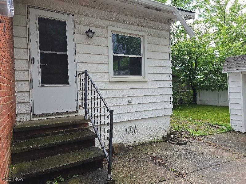 Garfield Heights, OH 44125,10713 Penfield AVE