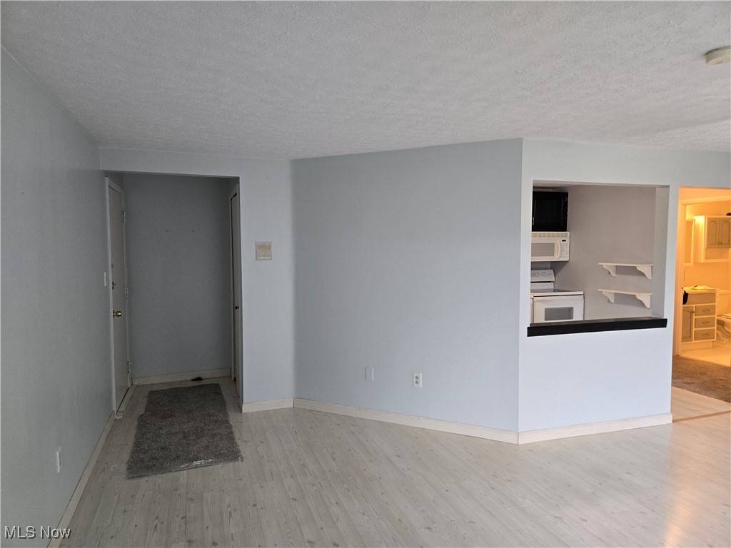 North Royalton, OH 44133,9640 Cove DR #A27