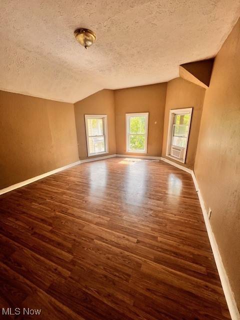 Cleveland, OH 44102,3514 W 58th ST