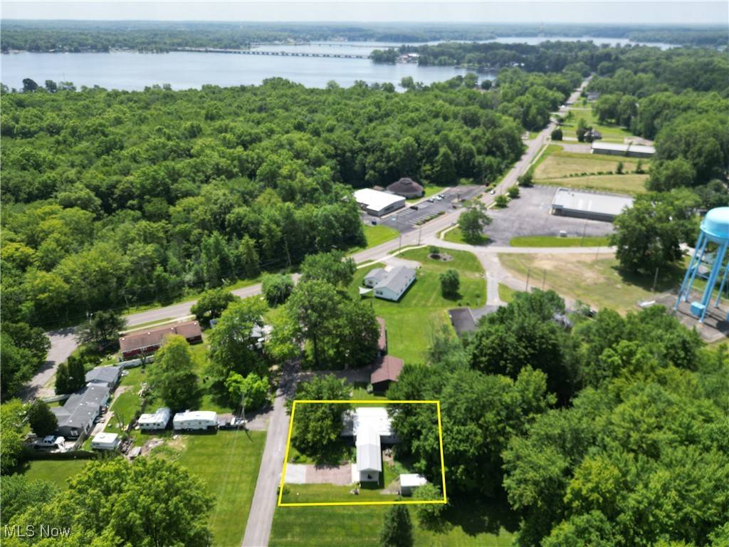 Lake Milton, OH 44429,1574 Manchester ST