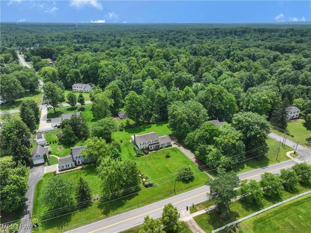 Hudson, OH 44236,1862 Middleton RD