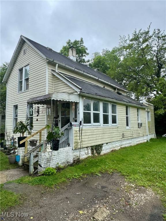 Akron, OH 44320,526 Madison AVE