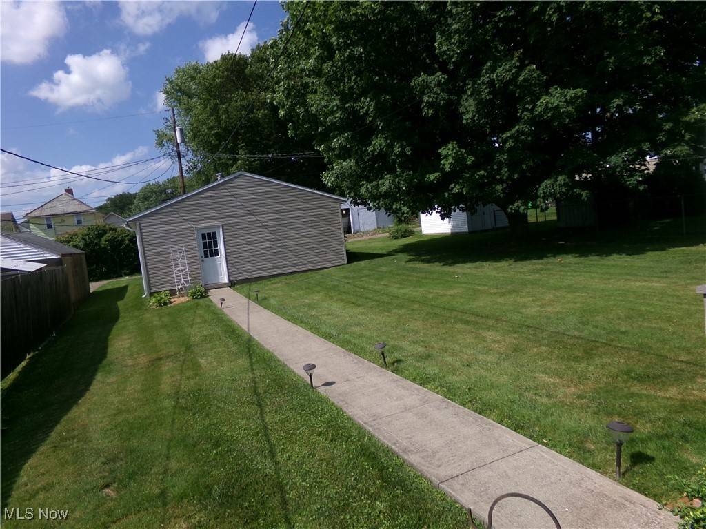 Coshocton, OH 43812,1612 Orange ST