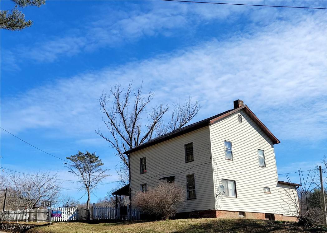 Marietta, OH 45750,1320 Caywood RD