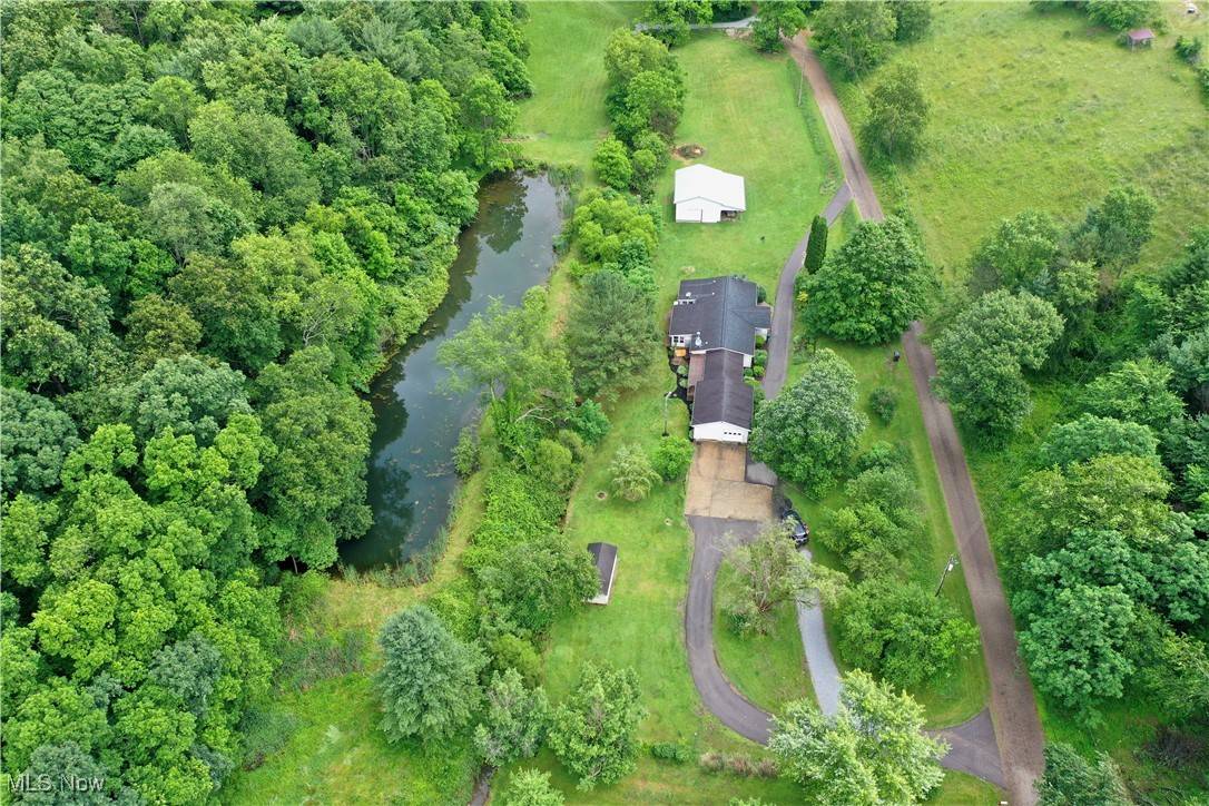 Lakeville, OH 44638,14843 Township Road 211