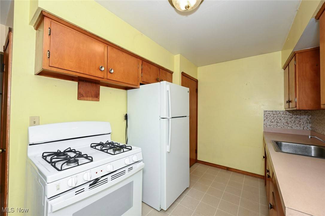 Brunswick, OH 44212,3519 James BLVD