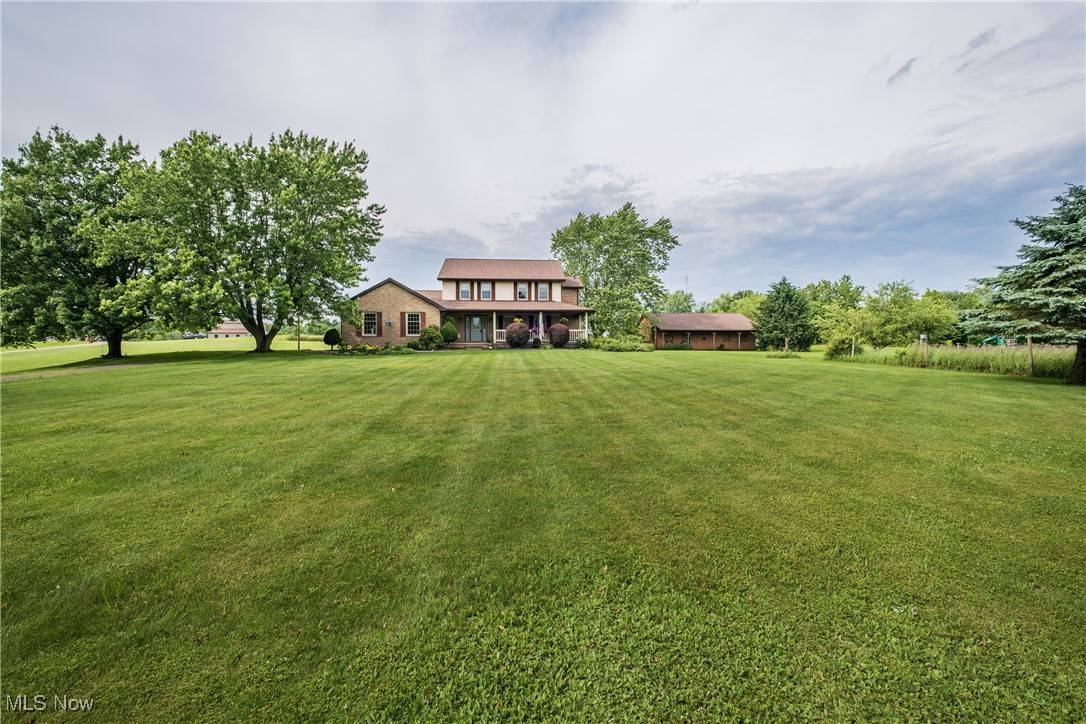 Louisville, OH 44641,6146 Schloneger DR