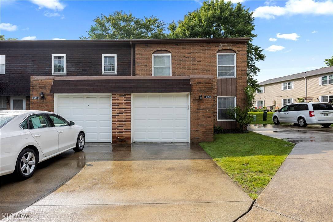 North Royalton, OH 44133,13958 Oakbrook DR #3958