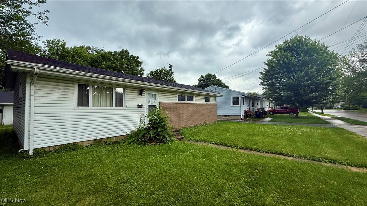 Akron, OH 44314,1173 Chandler AVE