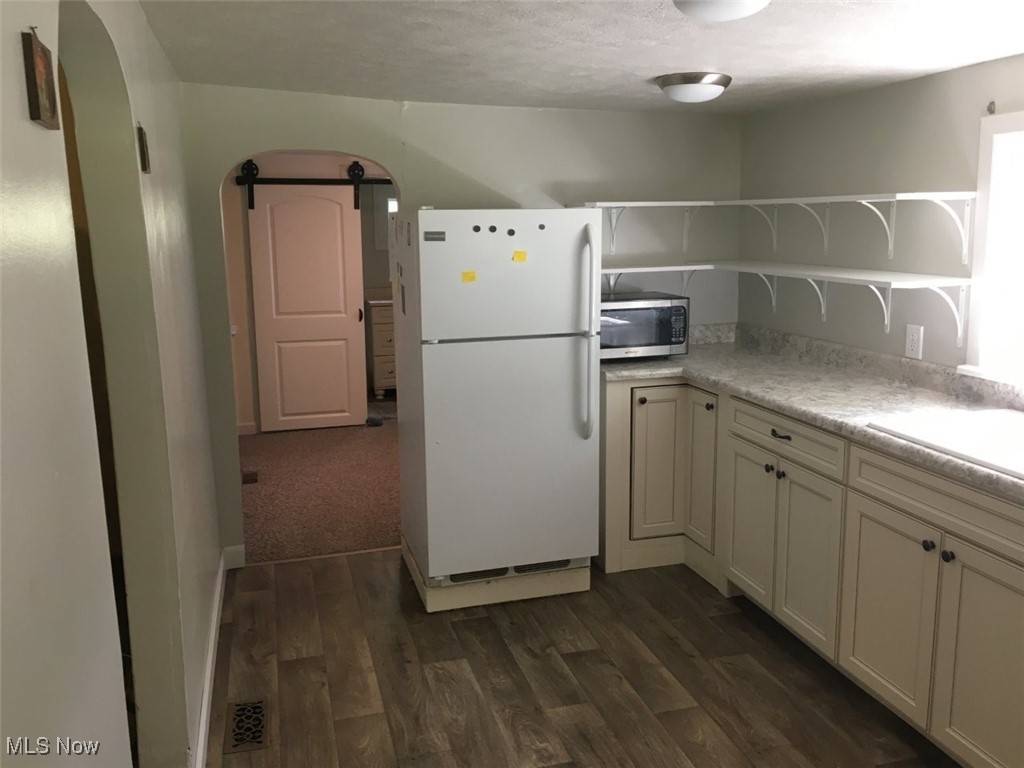 Corning, OH 43730,221 Washington ST