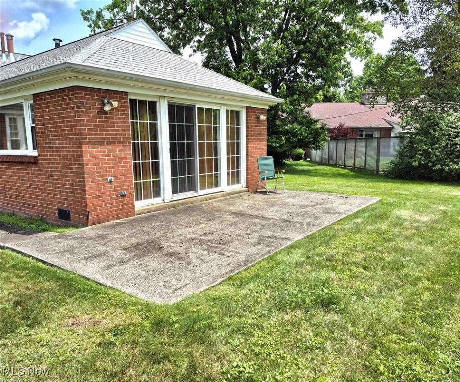 Warren, OH 44483,3218 Overlook DR NE