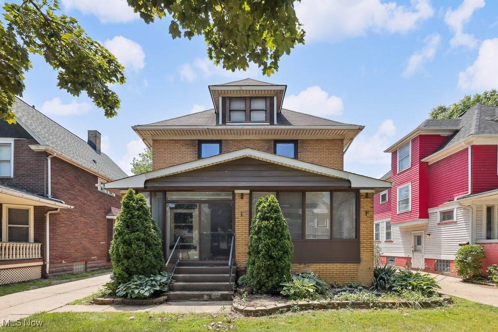 Newburgh Heights, OH 44105,4526 Bridgeview AVE