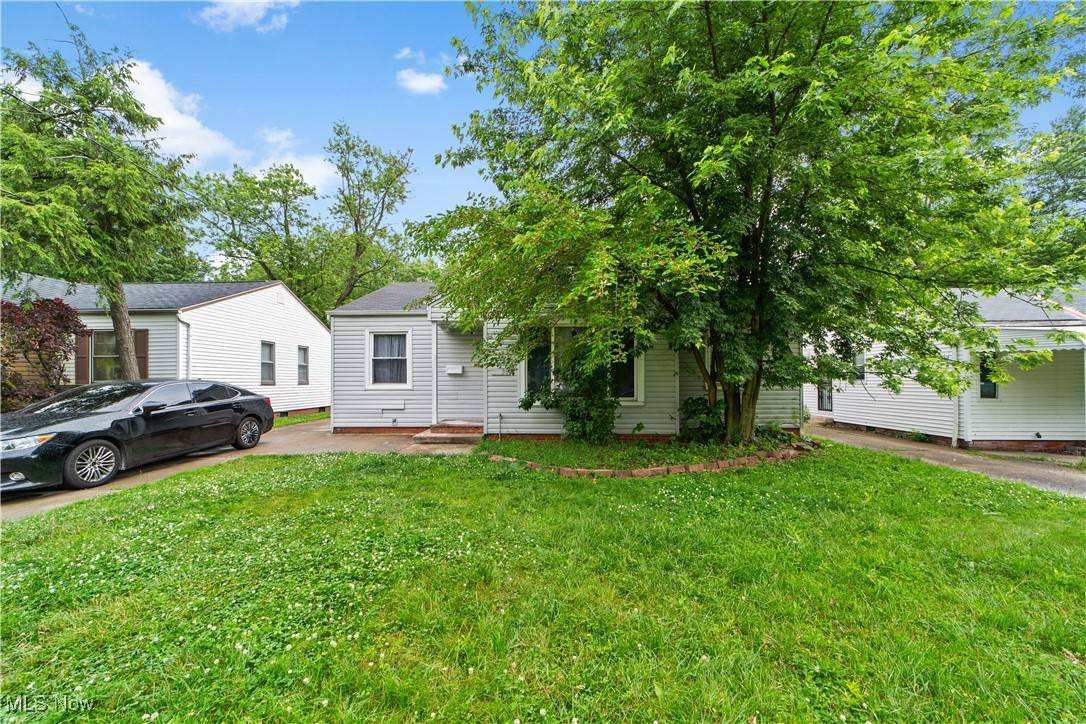 Cleveland, OH 44121,2536 Greenvale RD
